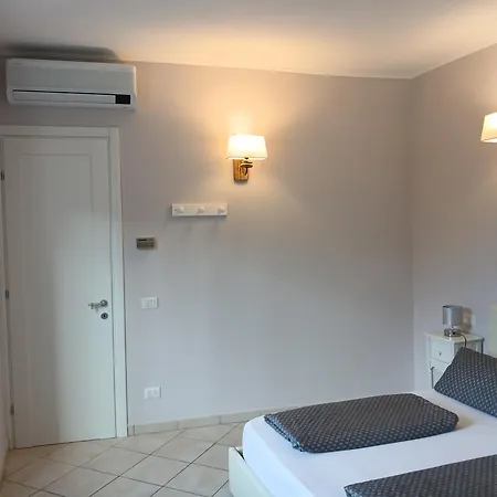 Apartment Giardino Delle Ortensie *